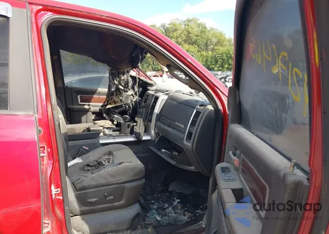 2010 Dodge Ram 1500 Laramie из США, поврежденный, VIN 1D7RV1CT2AS186687